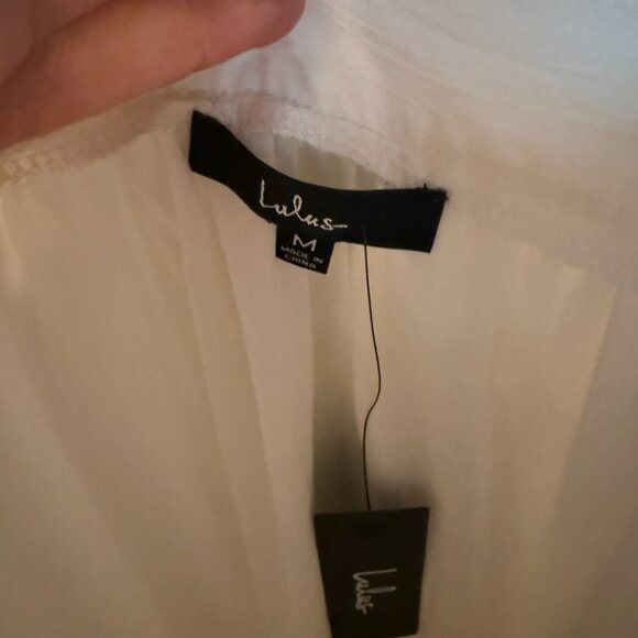 NWT Lulus White Mid-Rise Maxi Skirt - size M - Picture 4 of 4